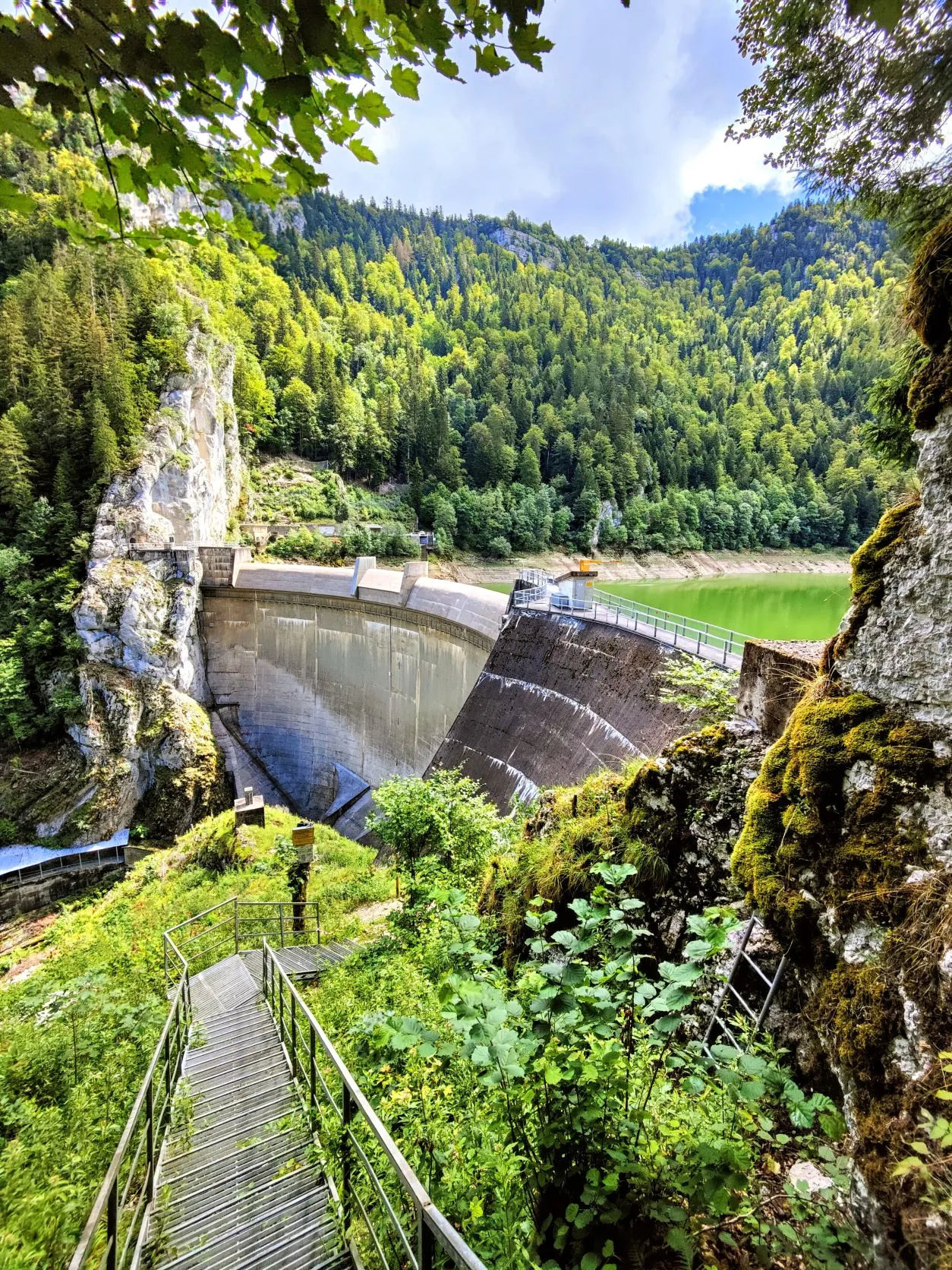 Etappe 46: Abri des Pêcheurs ⇒ Les Brenets - foto 6