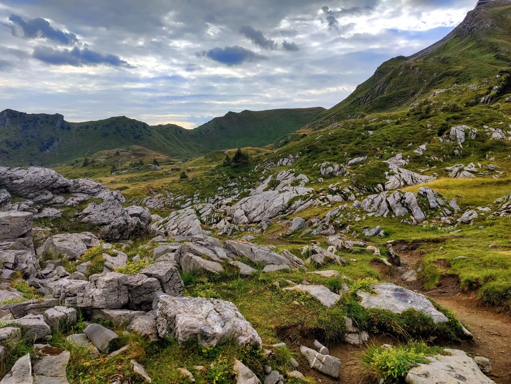 Stage 60: Chésery ⇒ Col de la Golese - photo 3