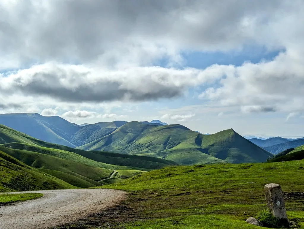 Etappe 87: Estérençuby ⇒ Chalets d'Iraty - foto 1